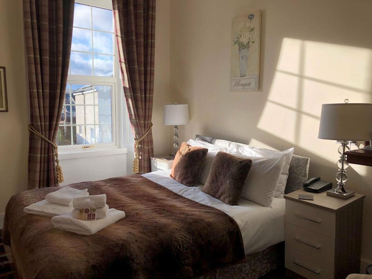 Haughton Arms Hotel Alford  Esterno foto